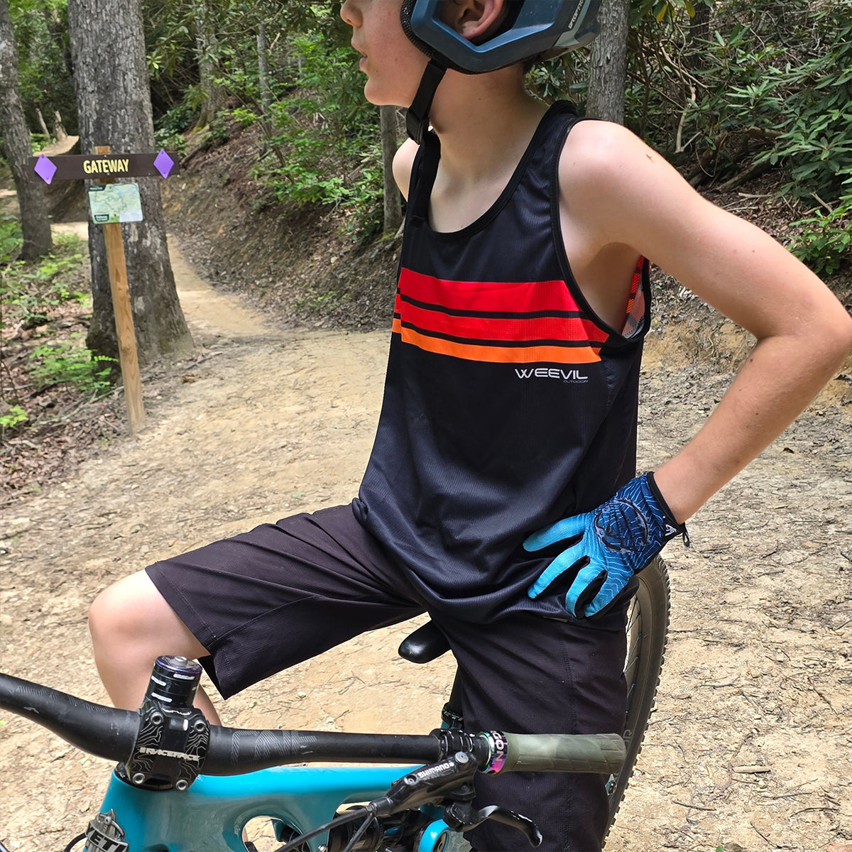 CHOICE RETRO // TECH TANK