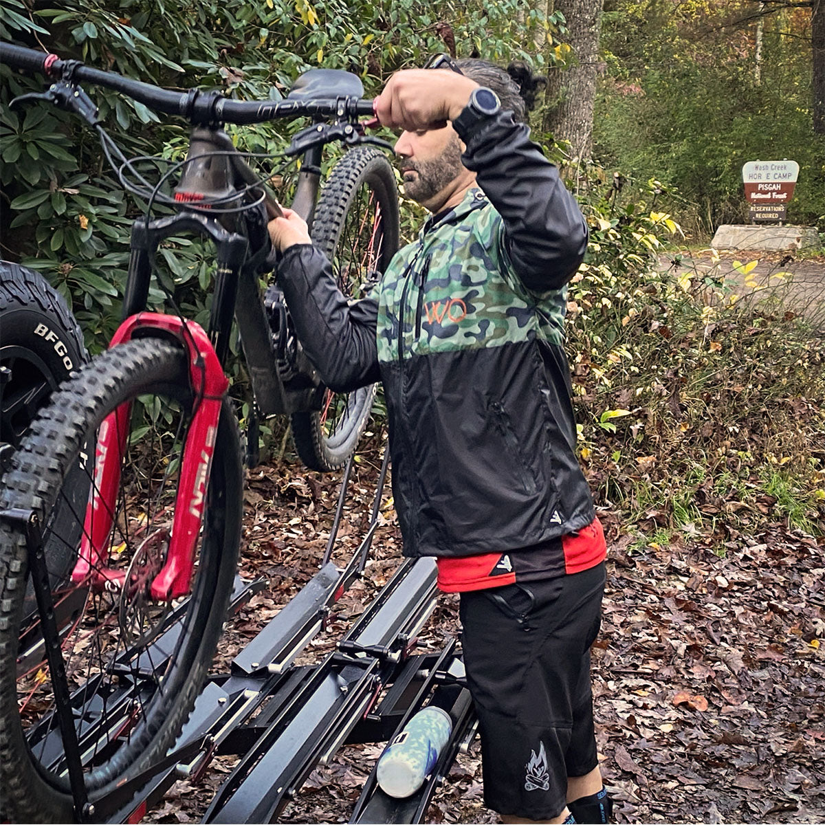 ELYTRA JACKET // PACK-LIGHT