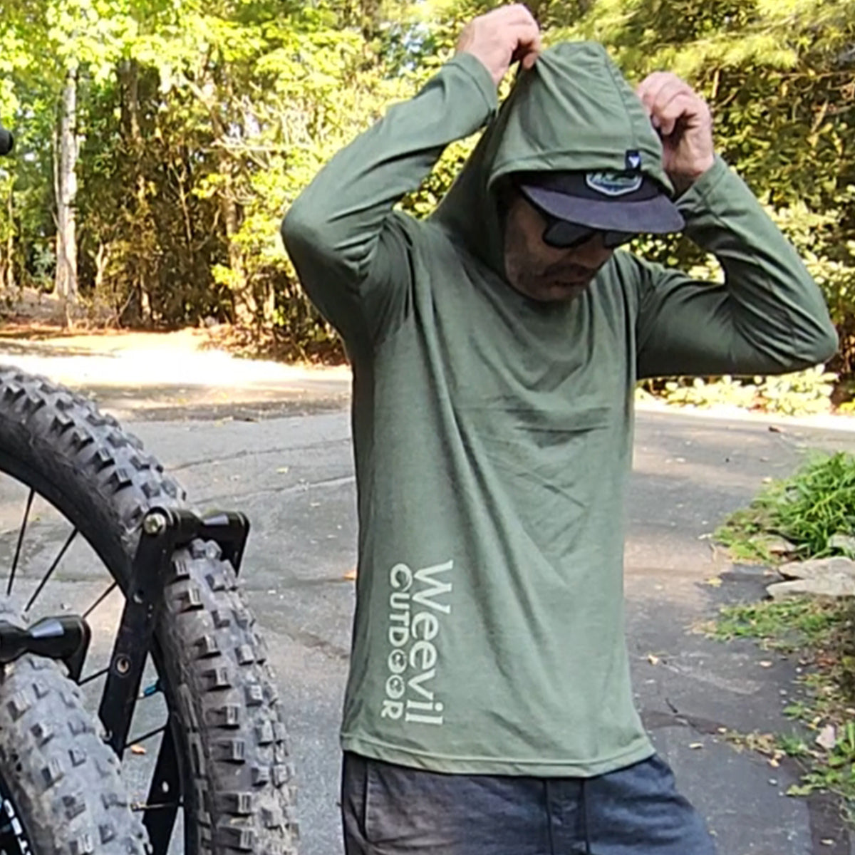 EVERYTHING HOODIE // SAGE