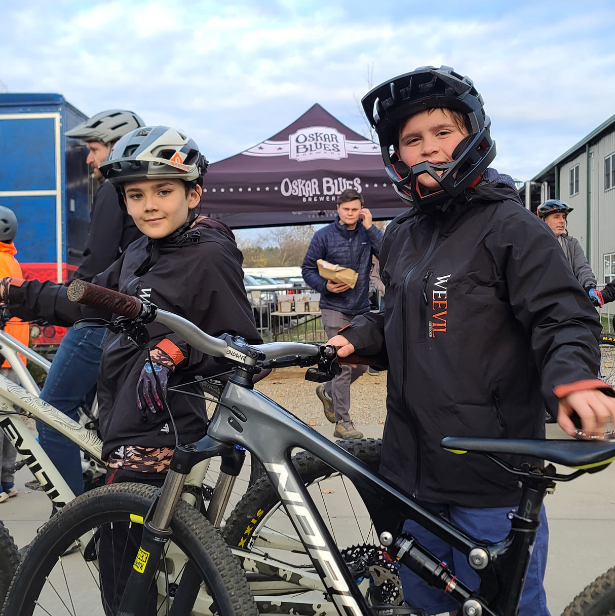 ELYTRA ENDURO // YOUTH