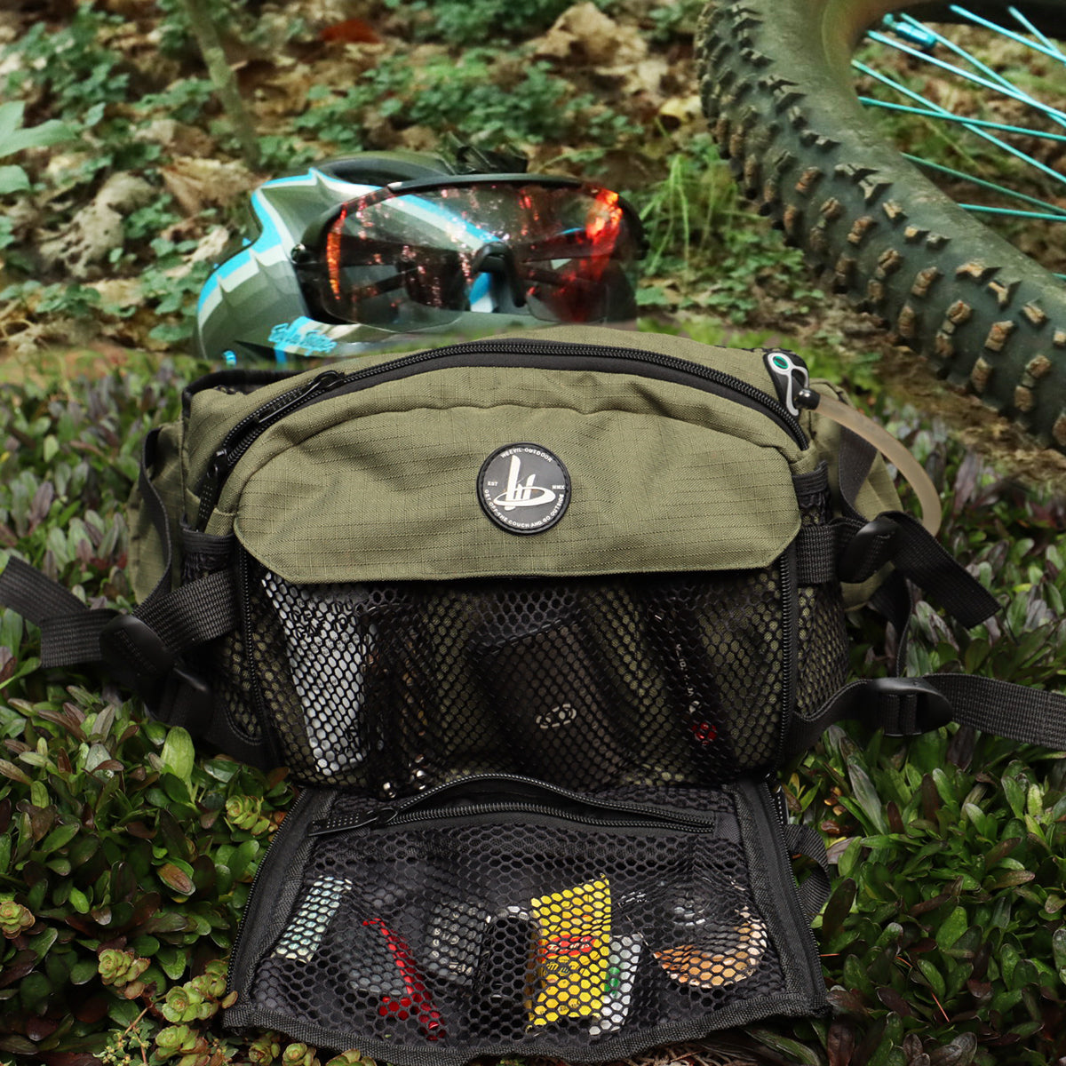 YAKSAK ELITE // DAY HIP PACK // GRN