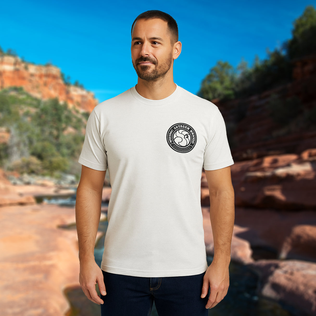 RUN BADGE T // WHITE